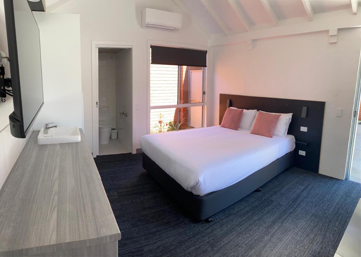 Railway Motel Myrtleford Εξωτερικό φωτογραφία