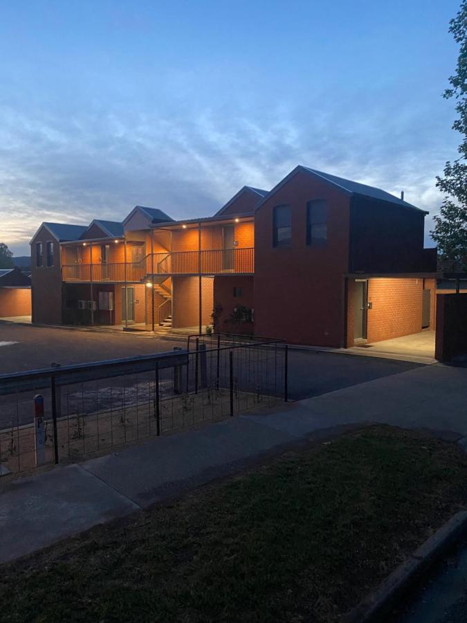 Railway Motel Myrtleford Εξωτερικό φωτογραφία